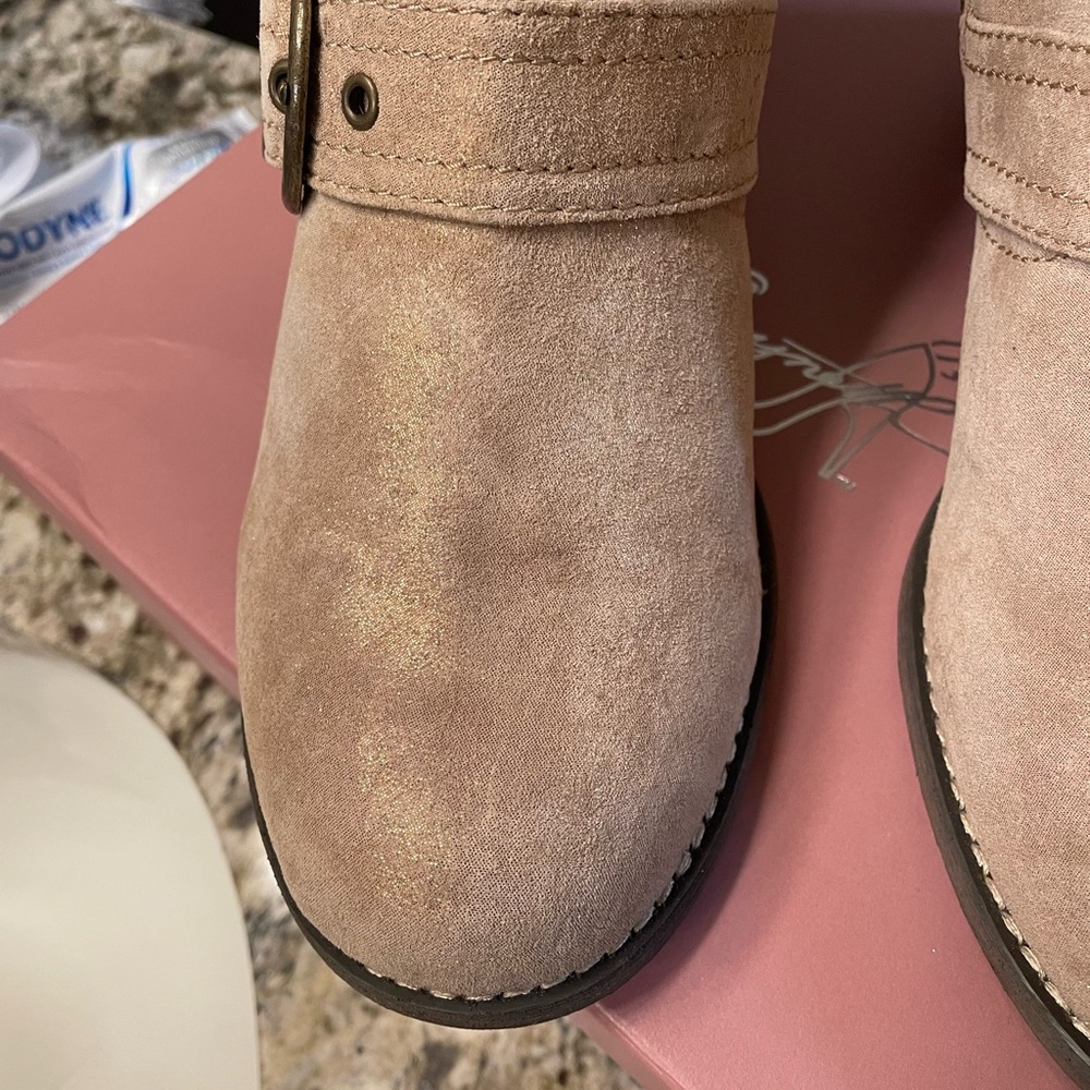 Gwyneth Alba Tan Ankle Boots New in box Size 10 M - Picture 6 of 14